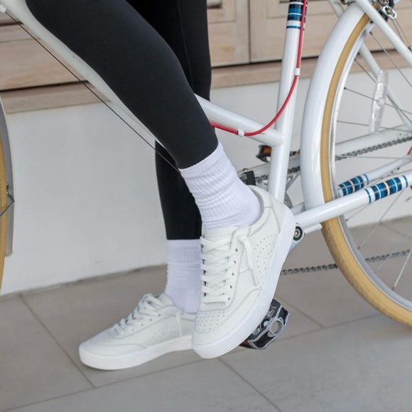 Reef Women's Lay Day Seas White Leather Low-Top Sneakers, NWT, Size 9 (EUR 40) - Picture 4 of 16